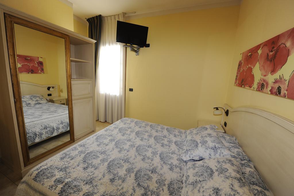 Hotel Sextum Bientina Ngoại thất bức ảnh
