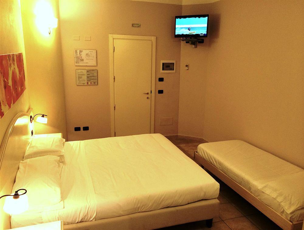 Hotel Sextum Bientina Ngoại thất bức ảnh