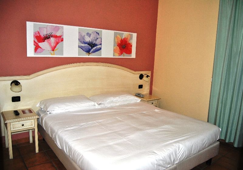 Hotel Sextum Bientina Ngoại thất bức ảnh