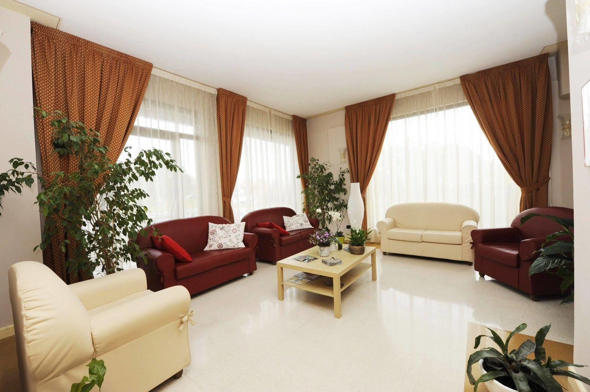 Hotel Sextum Bientina Ngoại thất bức ảnh