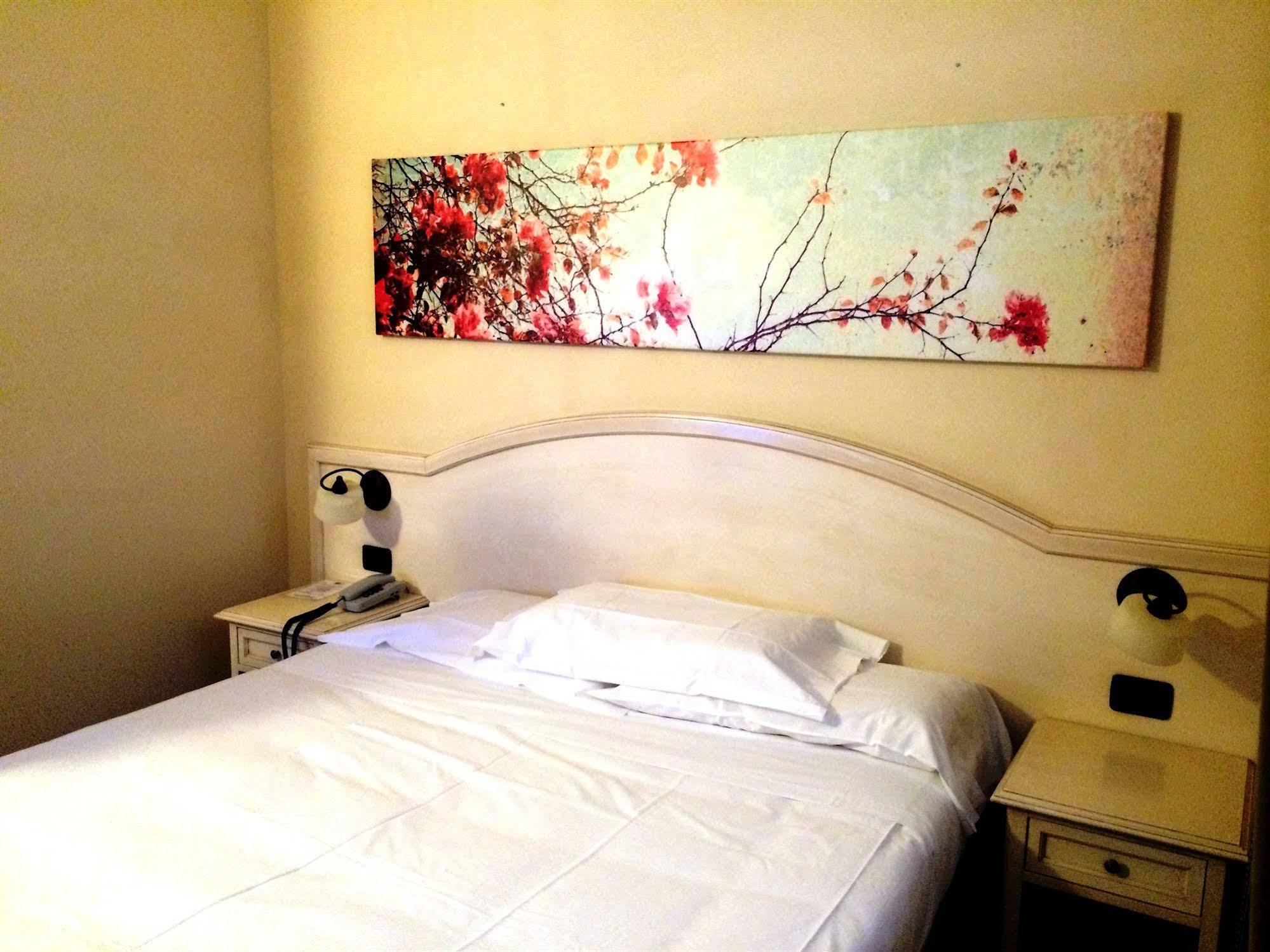 Hotel Sextum Bientina Ngoại thất bức ảnh